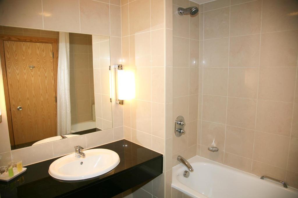Regency Park Hotel, Health Club &